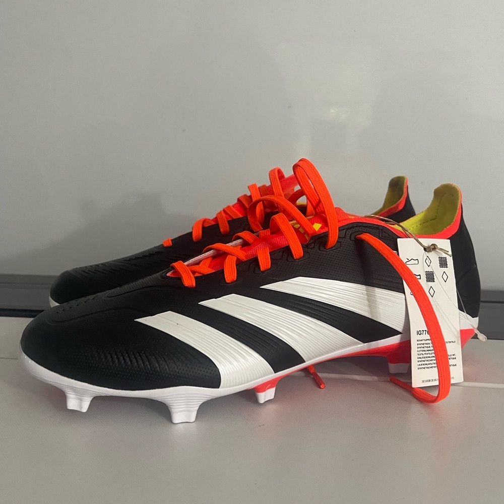 NWT Adidas Predator Soccer Cleats